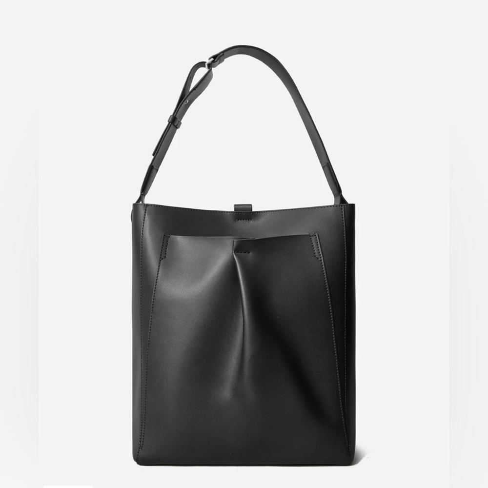 Everlane Black Leather Studio Shoulder Bag